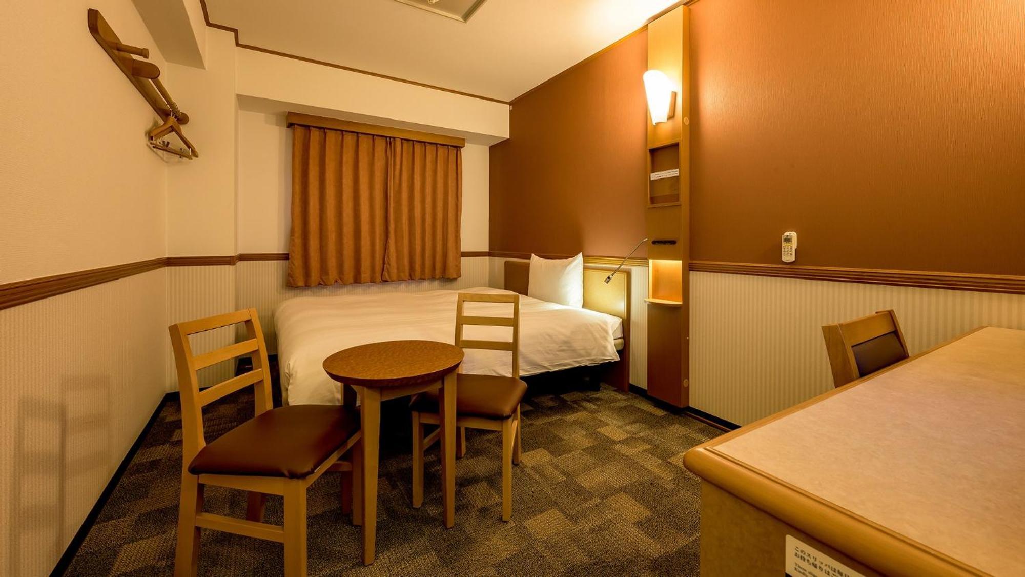 Toyoko Inn Yamagata-Eki Nishi-Guchi Ямагата Стая снимка