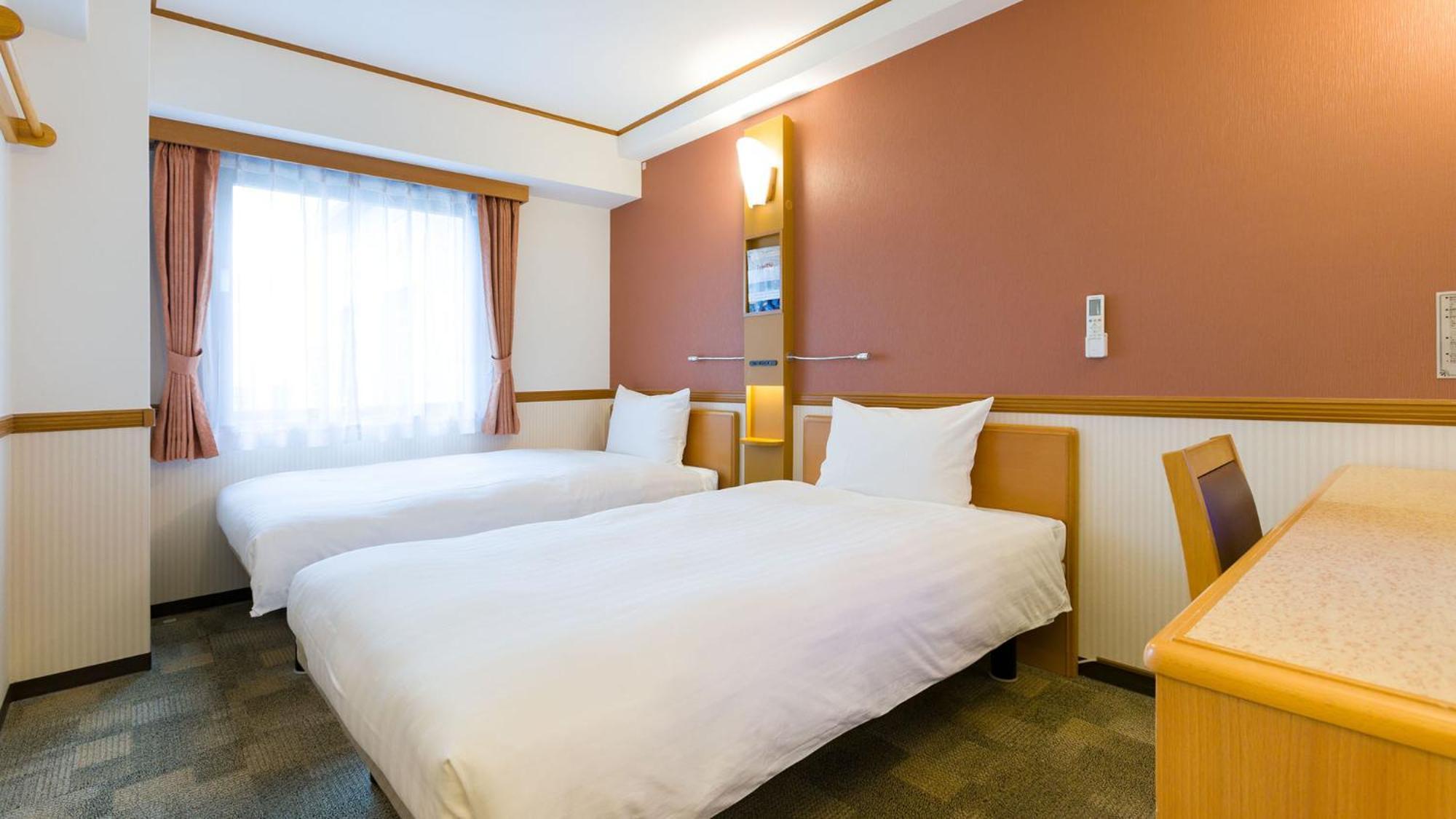 Toyoko Inn Yamagata-Eki Nishi-Guchi Ямагата Стая снимка