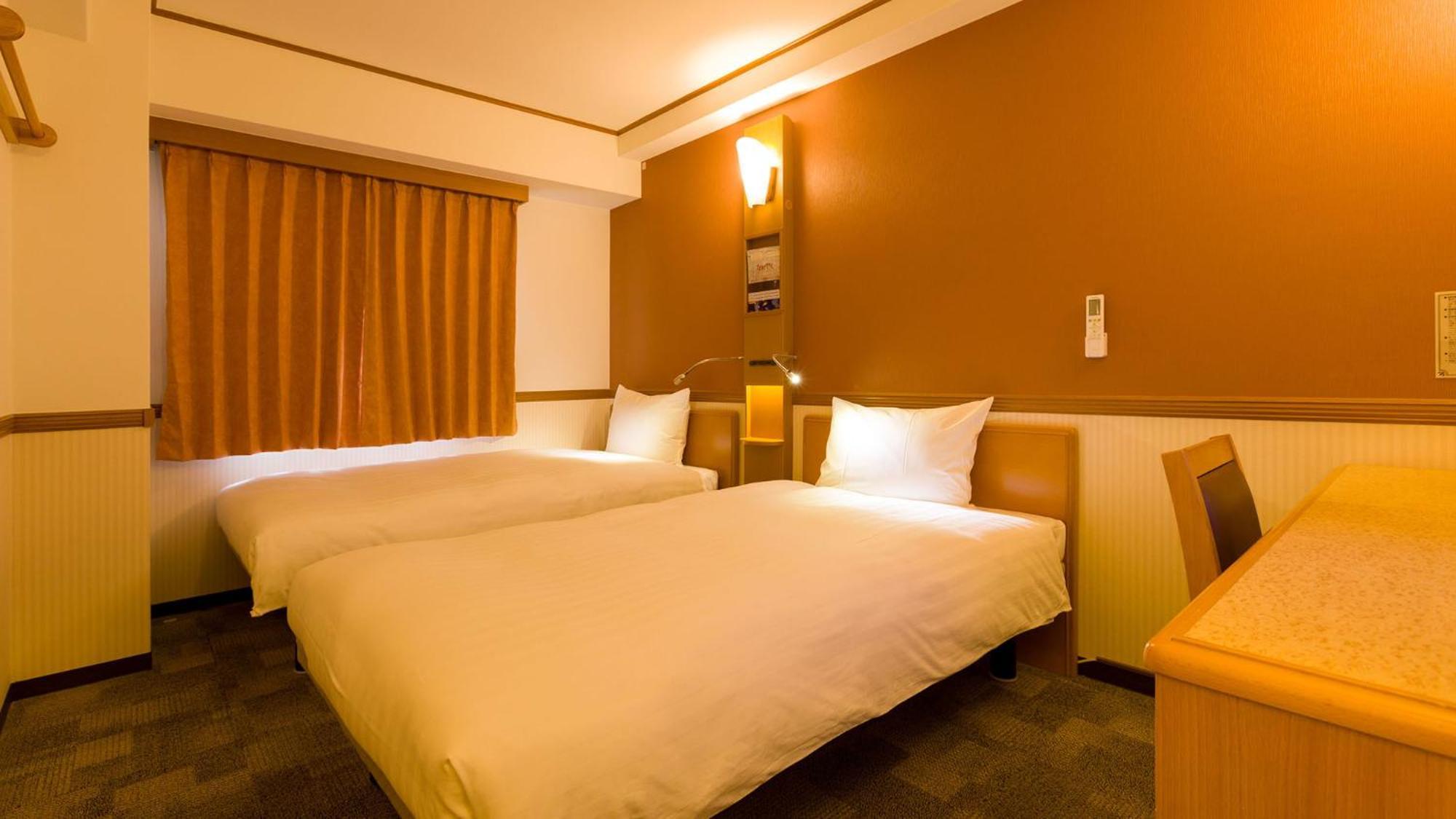 Toyoko Inn Yamagata-Eki Nishi-Guchi Ямагата Стая снимка